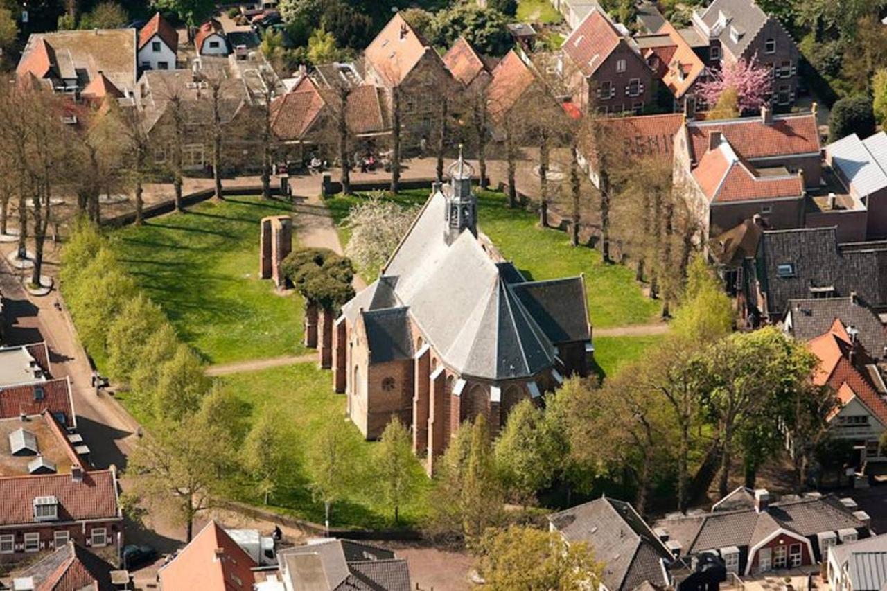 Herberg Binnen Egmond-Binnen Exterior photo